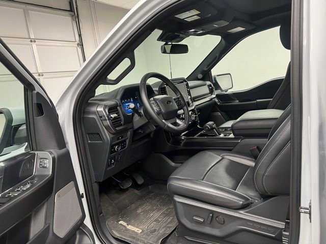Used 2025 Ford F150 Lariat image 18