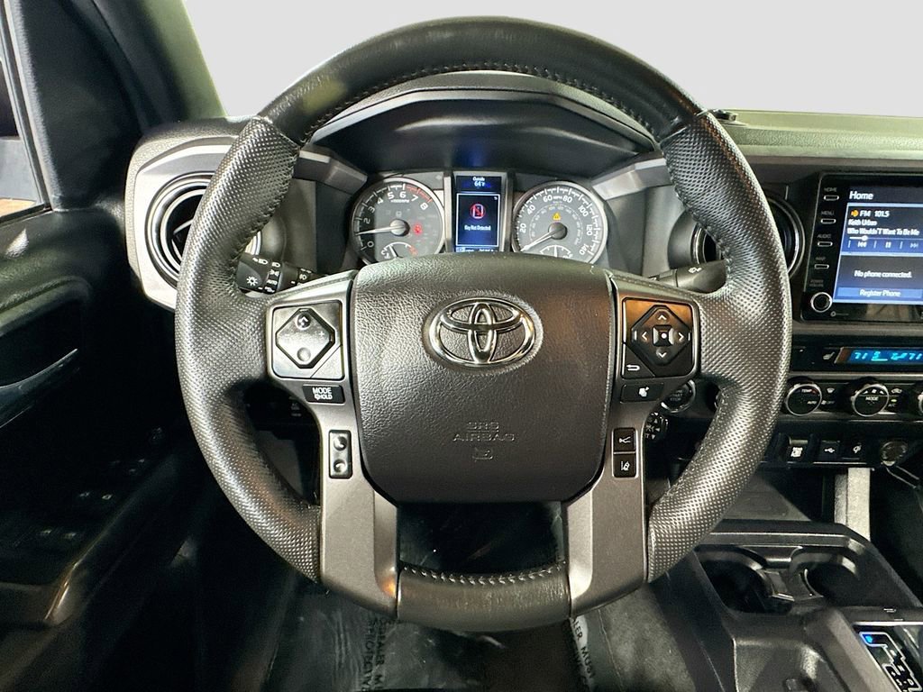 Used 2021 Toyota Tacoma TRD Off-Road w/ TRD Premium Off Road Package AWD/4WD image 17