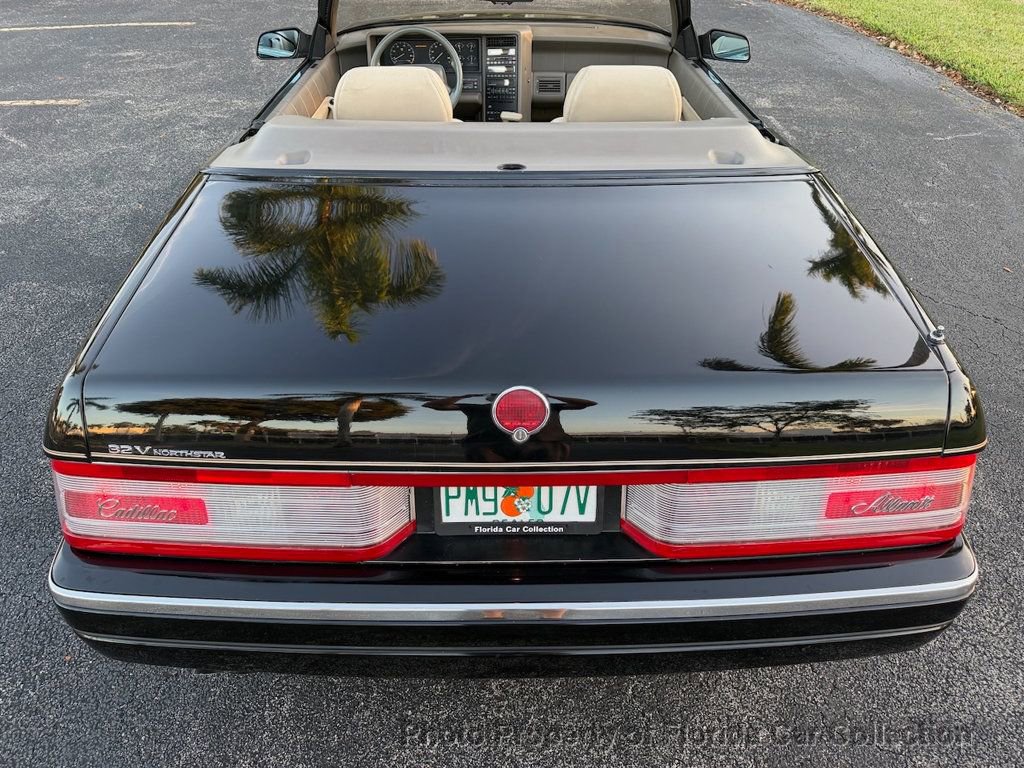 Used 1993 Cadillac Allante image 24