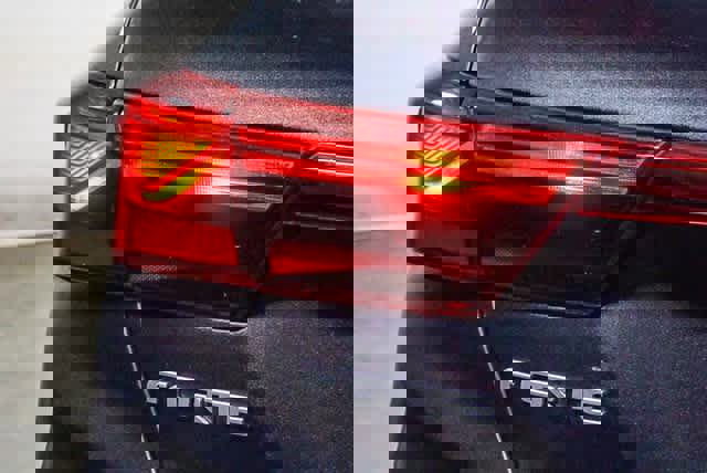 Used 2023 Kia Forte LXS image 11