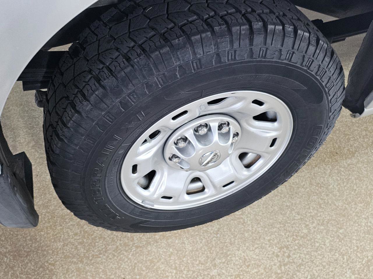 Used 2017 Nissan NV 1500 SV image 37