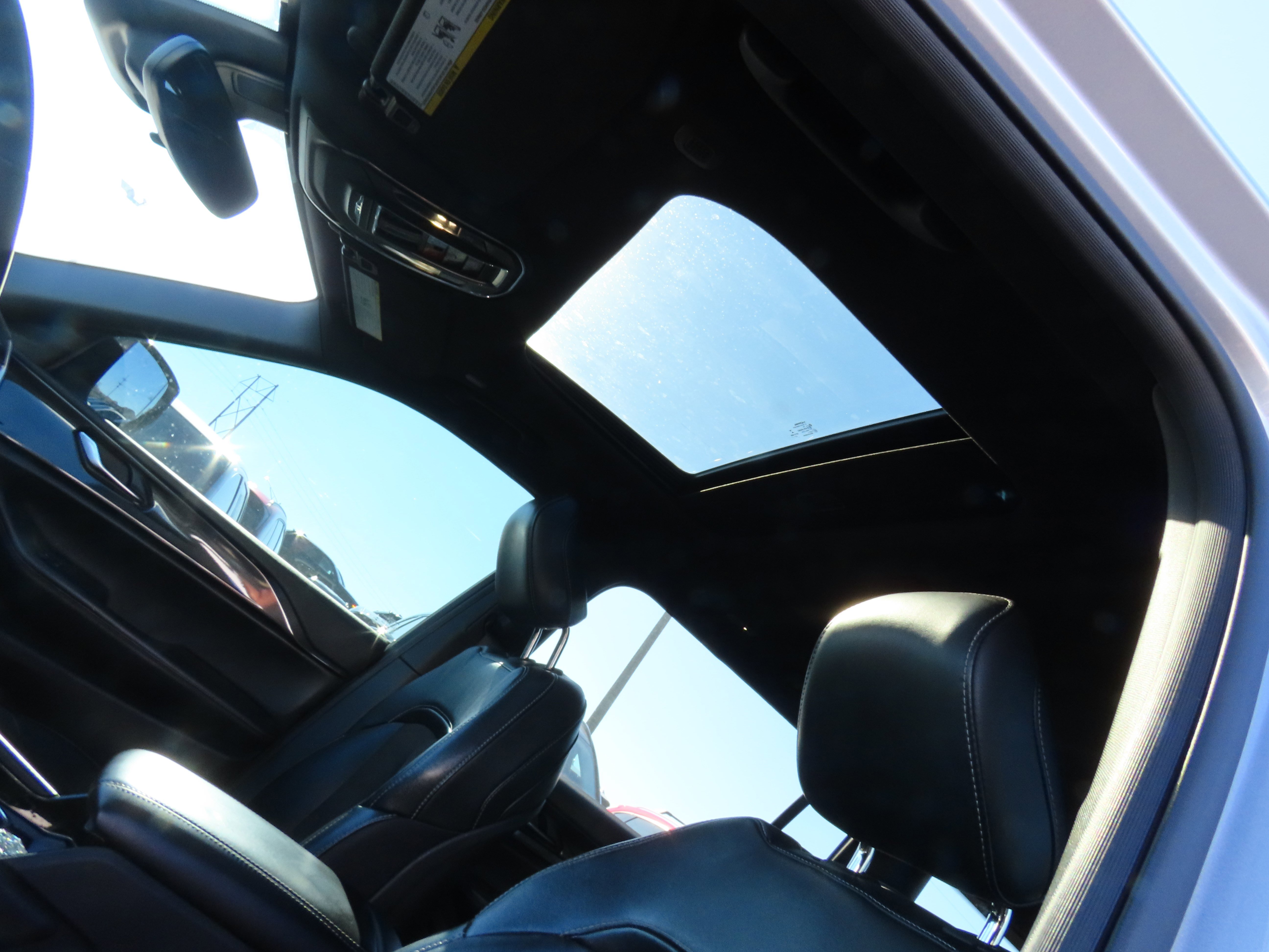 Used 2023 Jeep Grand Cherokee L Laredo image 41