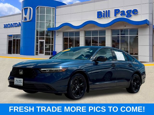 Used 2025 Honda Accord SE image 2