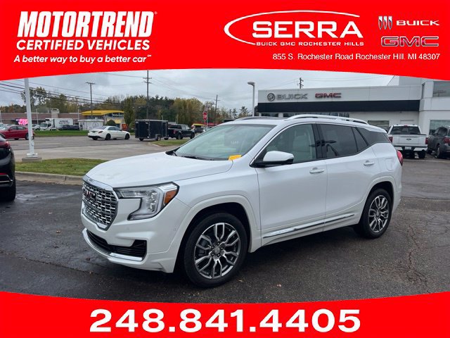 Used 2024 GMC Terrain Denali w/ Denali Premium Package