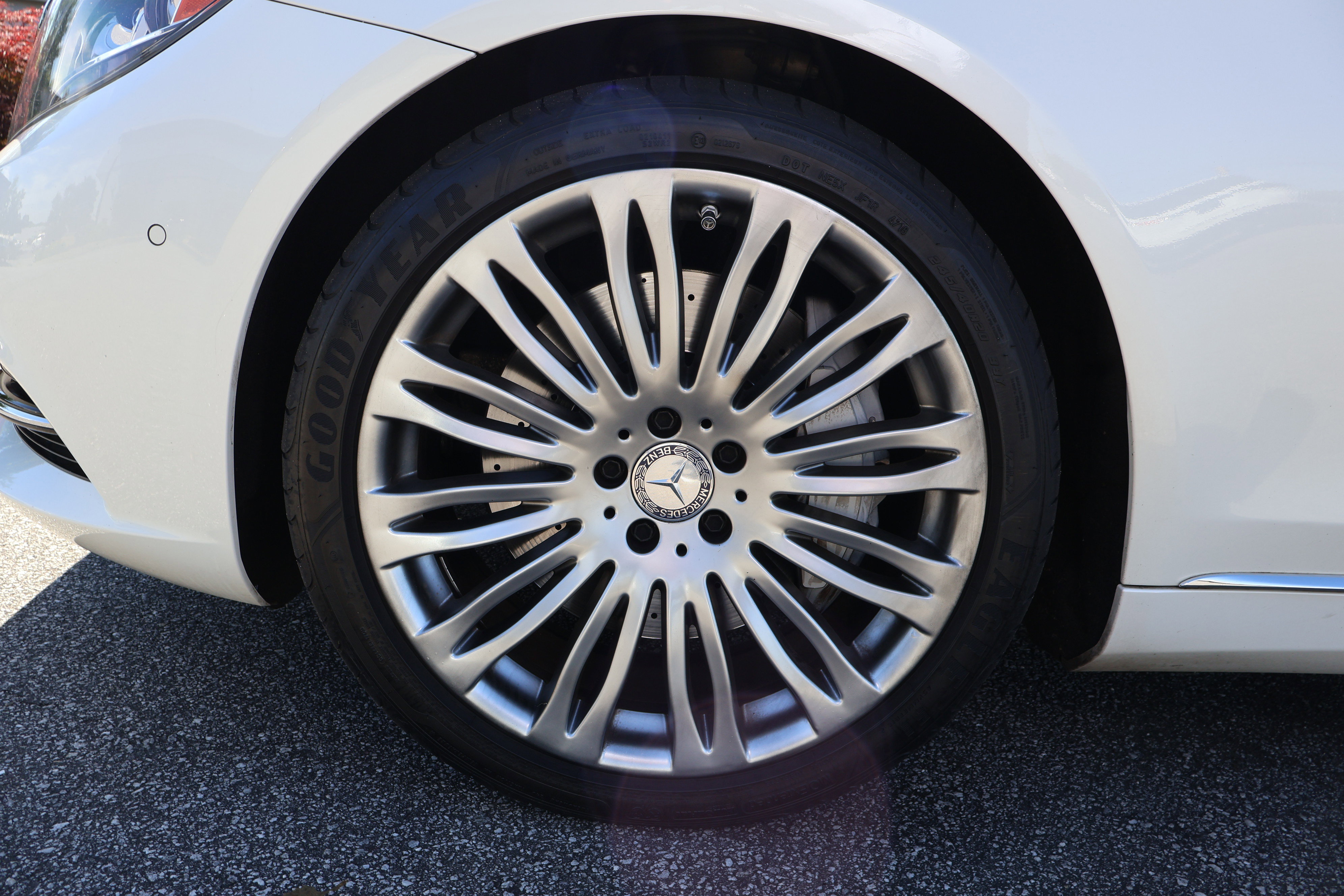 Used 2015 Mercedes-Benz S 550 Sedan image 9