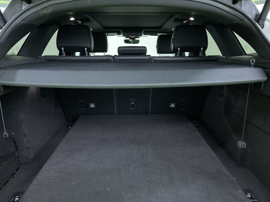 Used 2019 Jaguar F-PACE Premium AWD/4WD image 28