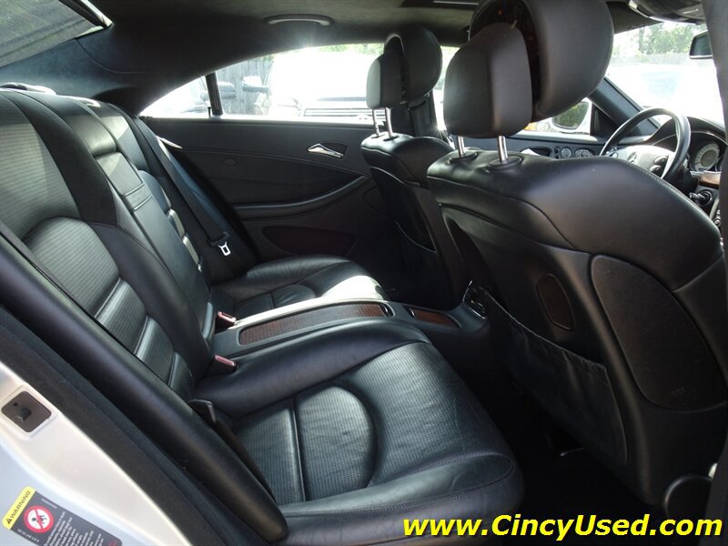 Used 2006 Mercedes-Benz CLS 55 AMG image 14