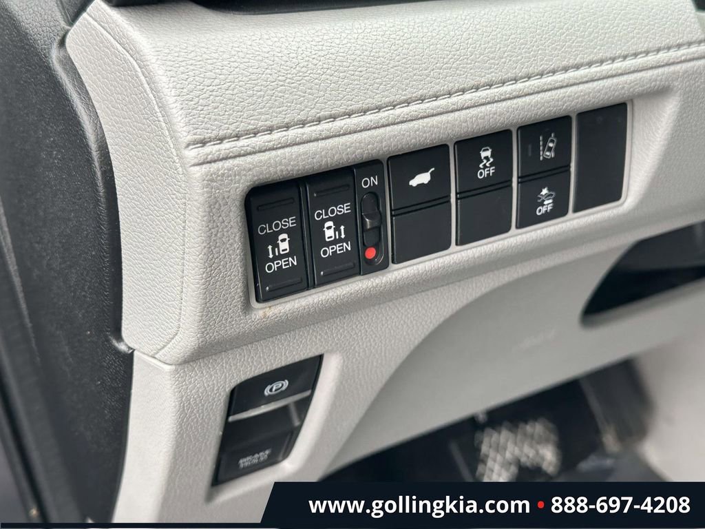 Used 2019 Honda Odyssey EX-L image 19