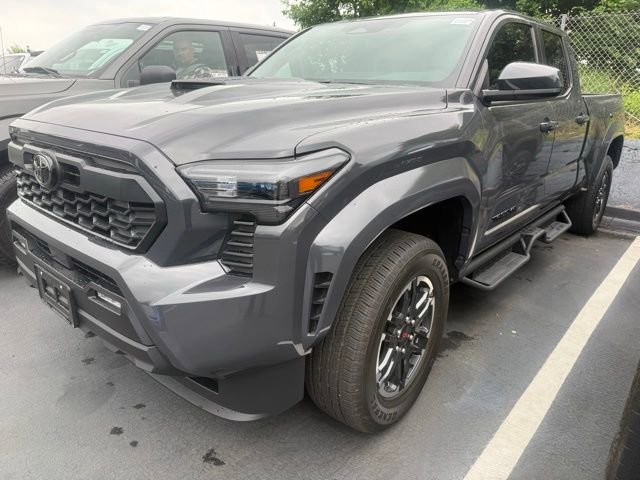 Used 2025 Toyota Tacoma TRD Sport AWD/4WD image 1