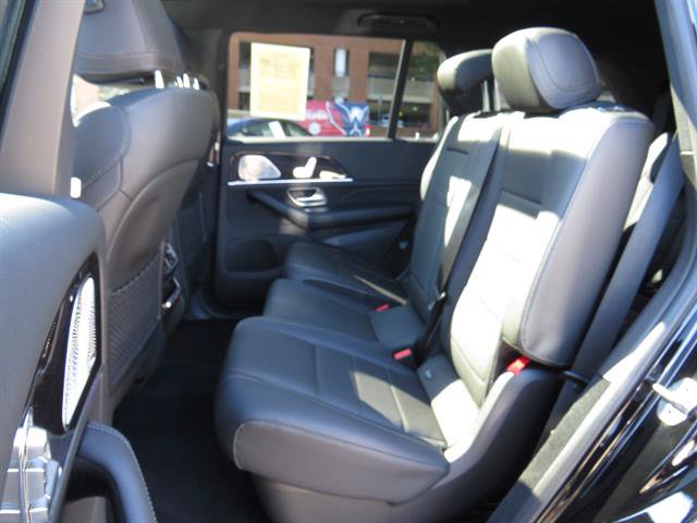 Used 2023 Mercedes-Benz GLS 450 4MATIC image 21