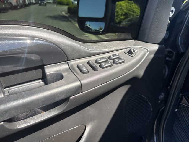 Used 2004 Ford F250 Harley-Davidson AWD/4WD image 9