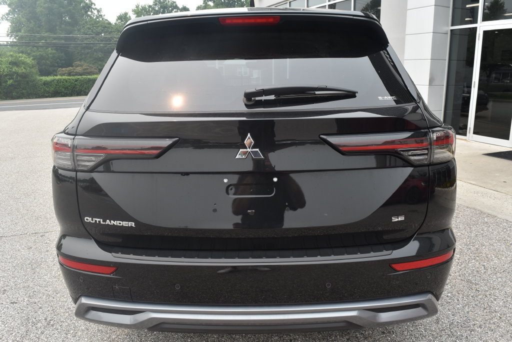 New 2026 Mitsubishi Outlander SE AWD/4WD image 6