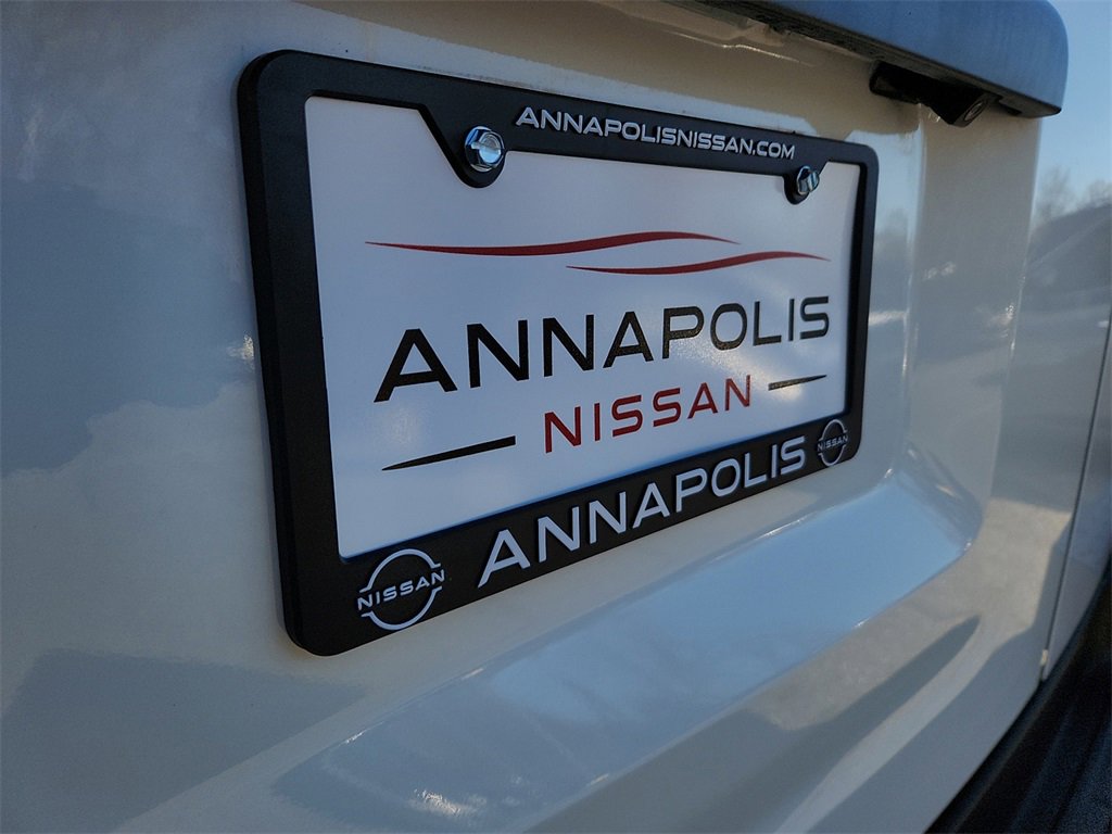 Used 2020 Nissan NV 1500 SV image 30