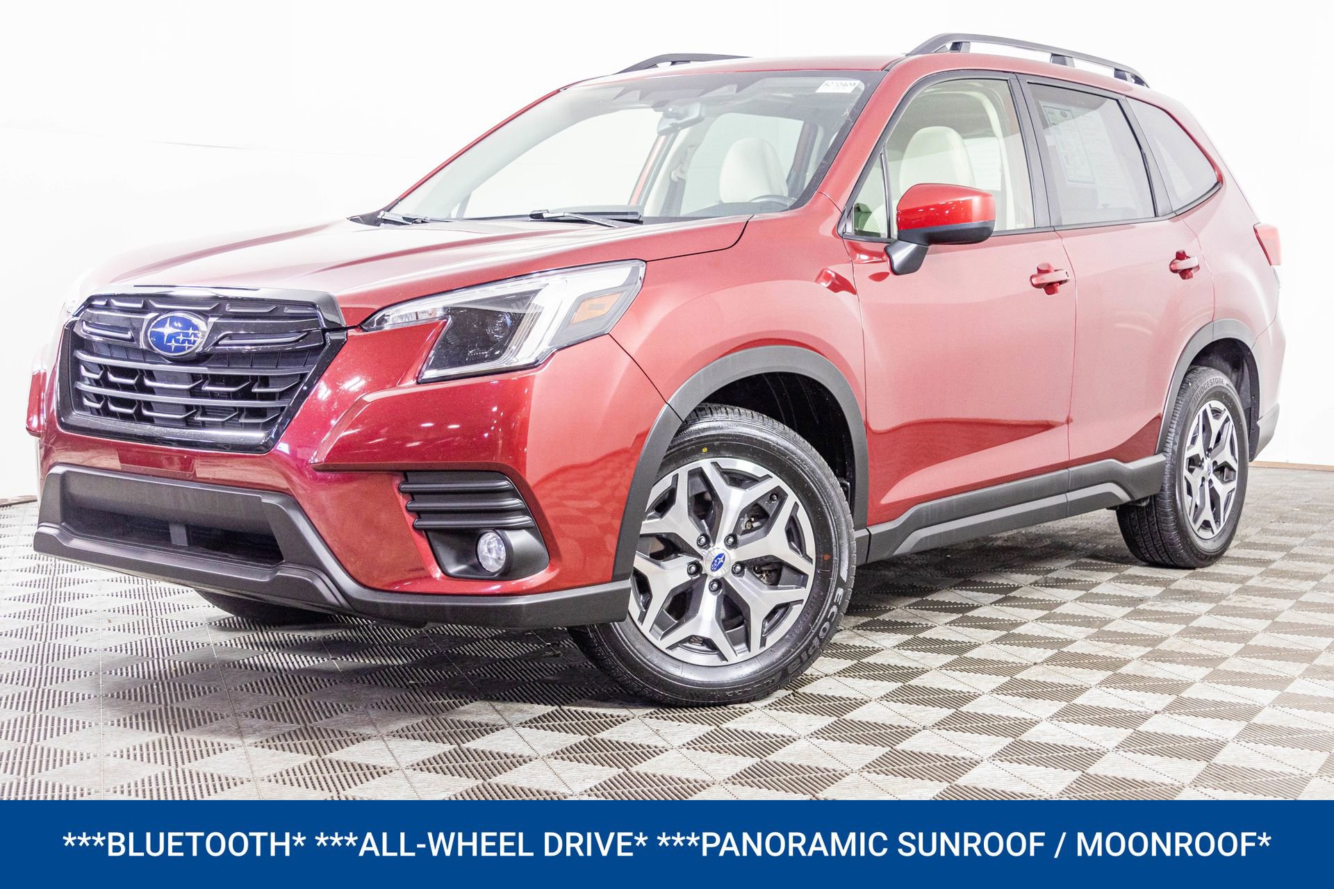Used 2023 Subaru Forester Premium image 2