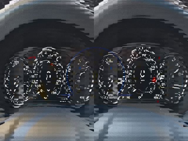 Used 2024 Buick Enclave Premium image 15