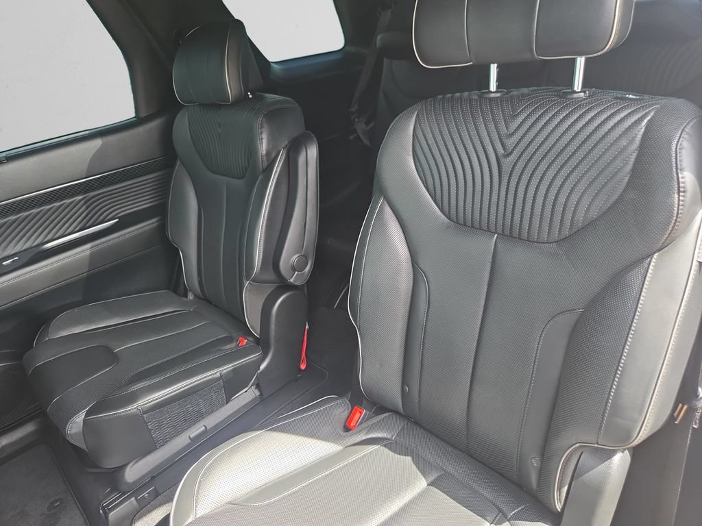 Used 2024 Hyundai Palisade Calligraphy FWD image 14