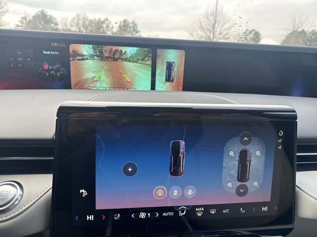 New 2026 Lincoln Nautilus Reserve AWD/4WD image 17