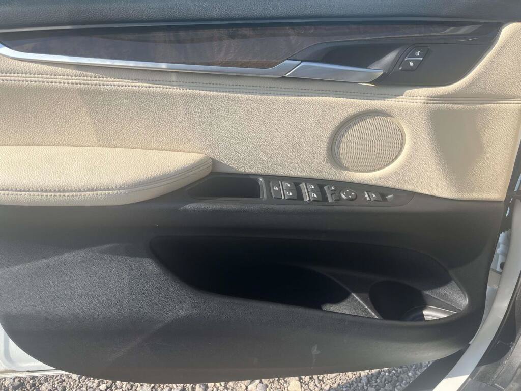 Used 2017 BMW X5 xDrive35i AWD/4WD image 28