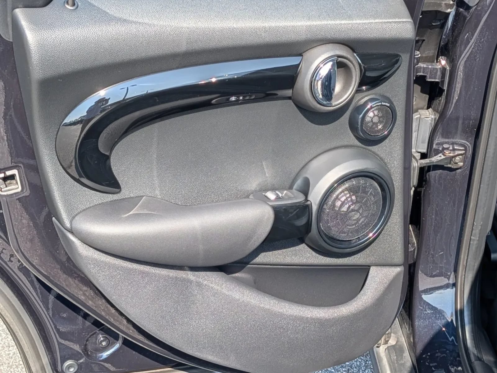 Used 2020 MINI Cooper S FWD image 18