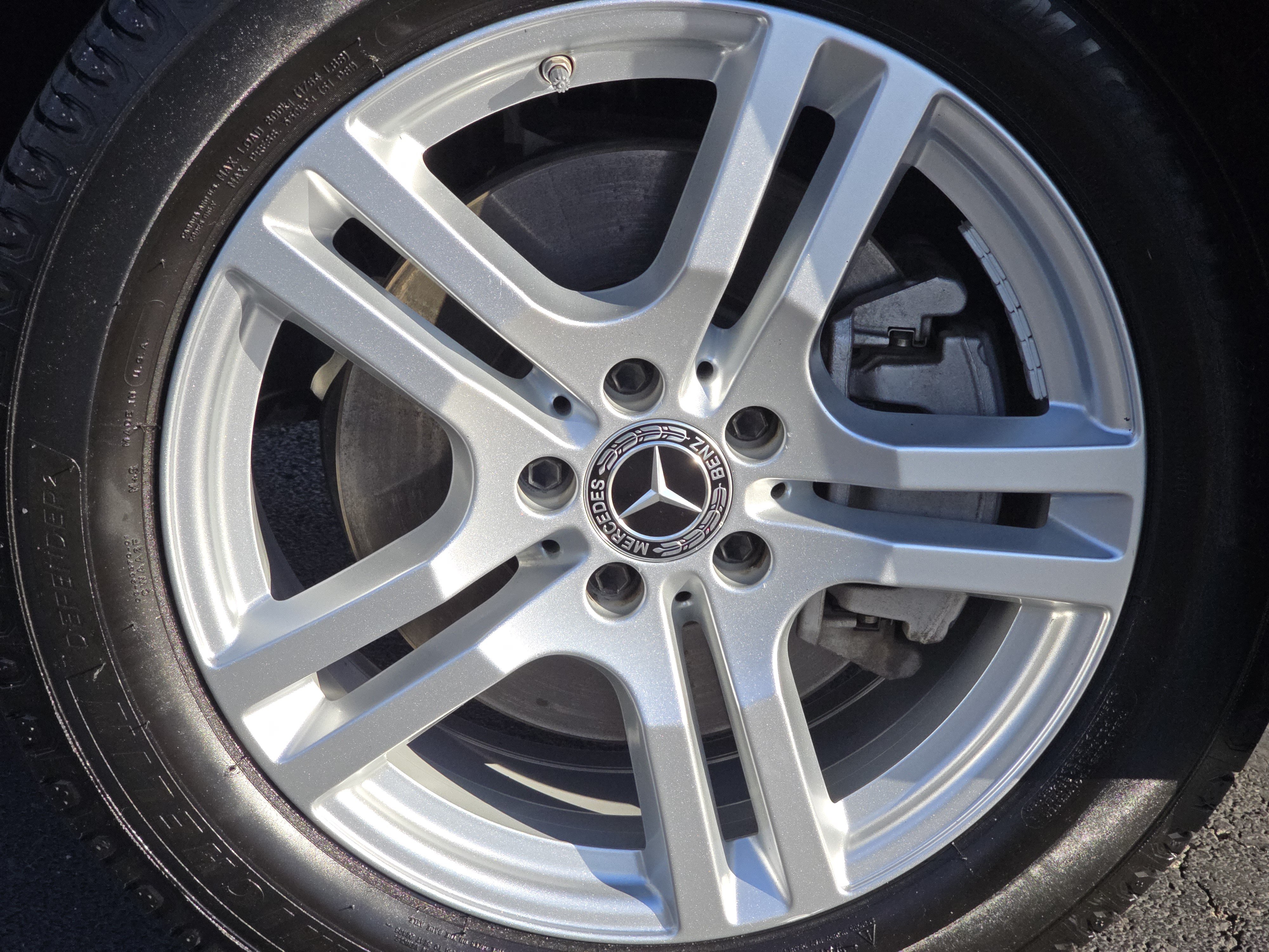 Used 2021 Mercedes-Benz GLA 250 4MATIC image 14