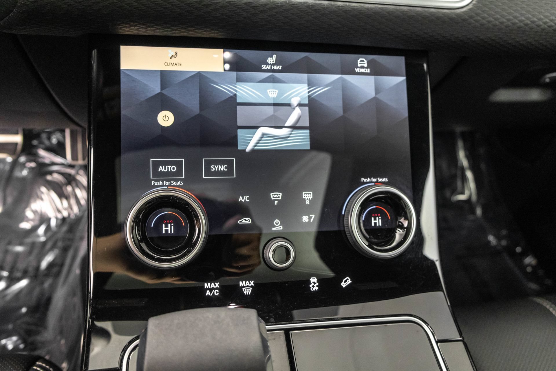 Used 2022 Land Rover Range Rover Velar R-Dynamic S AWD/4WD image 27