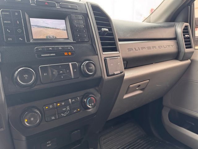 Used 2020 Ford F350 XL w/ Power Equipment Group image 9