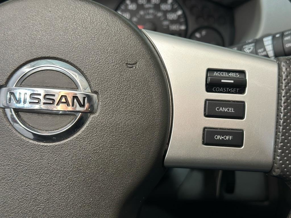 Used 2015 Nissan Xterra X image 25