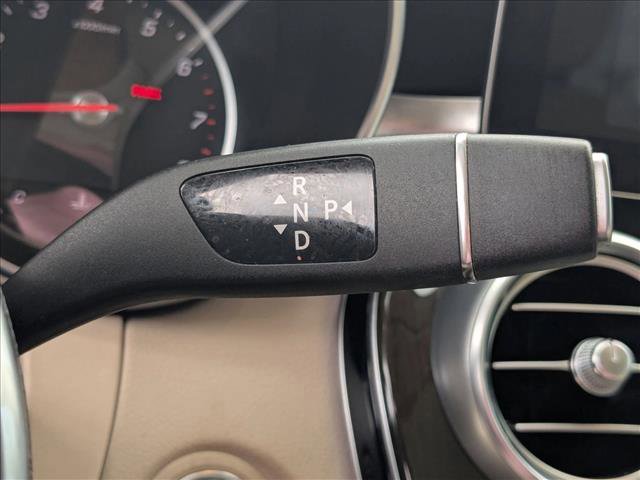 Used 2022 Mercedes-Benz GLC 300 image 12