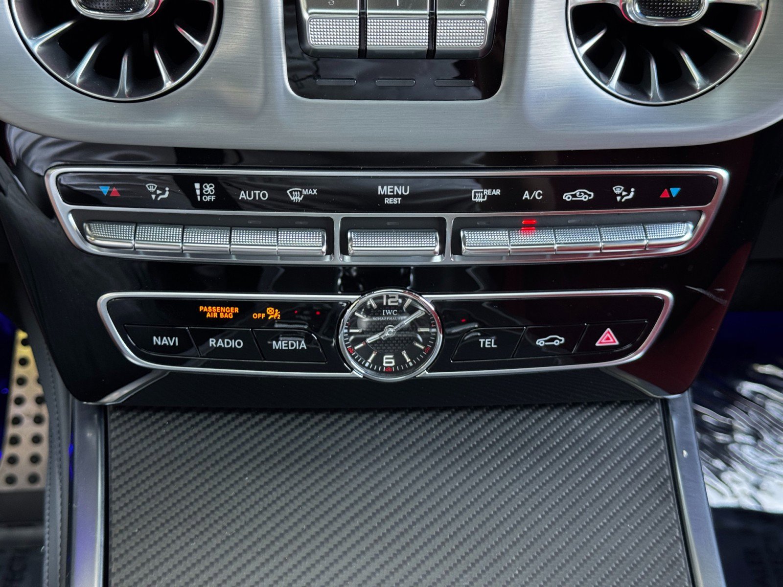 Used 2022 Mercedes-Benz G 63 AMG Squared image 38