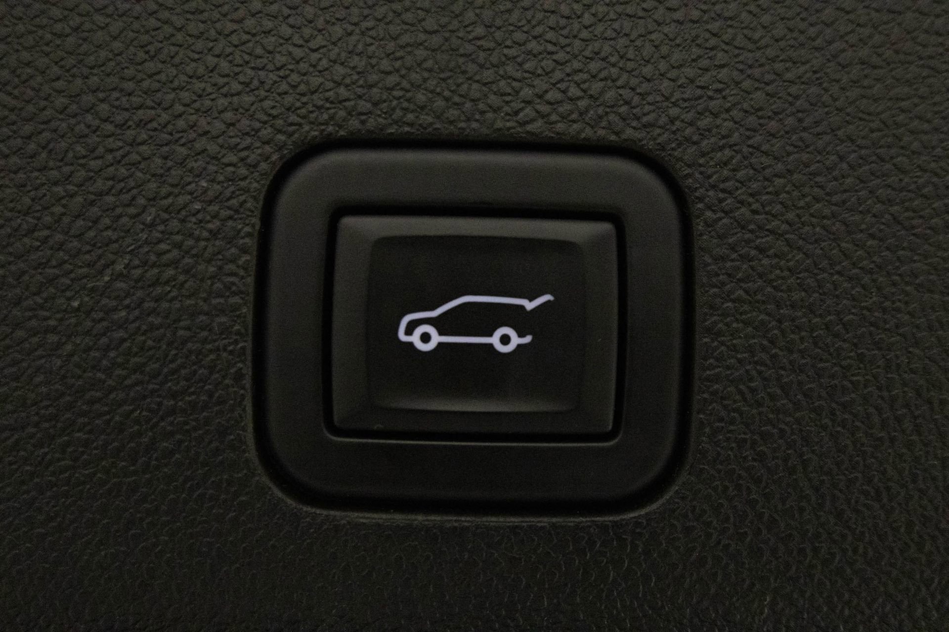 Used 2024 Chevrolet Tahoe LT image 36