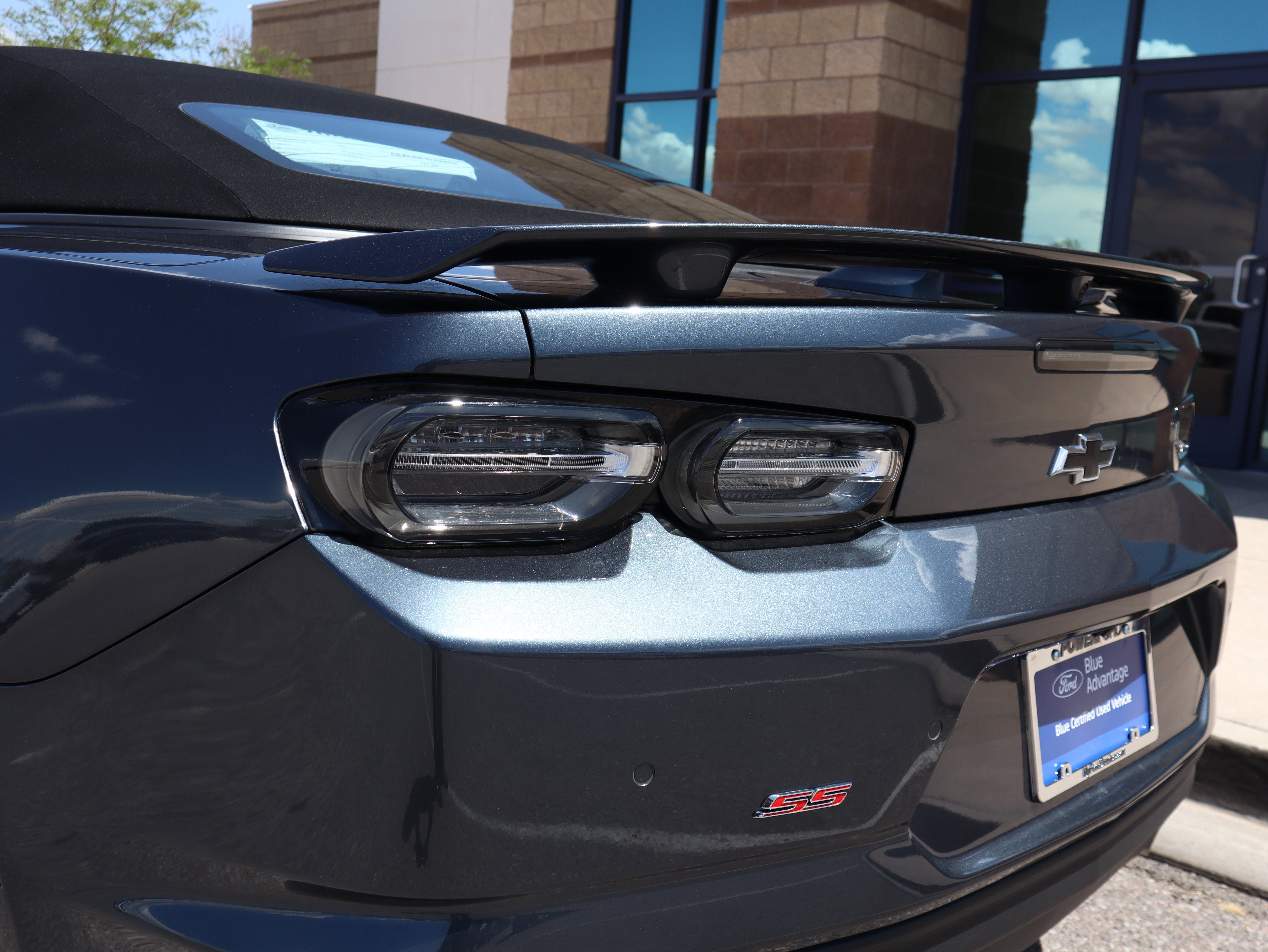 Used 2022 Chevrolet Camaro SS RWD image 18