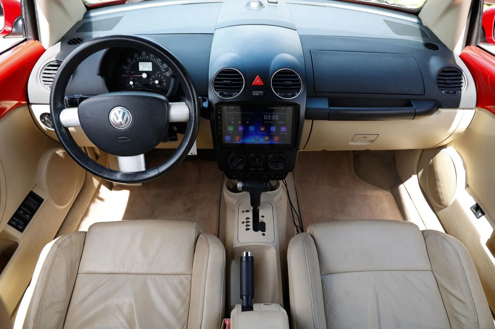 Used 2005 Volkswagen Beetle GLS FWD image 2
