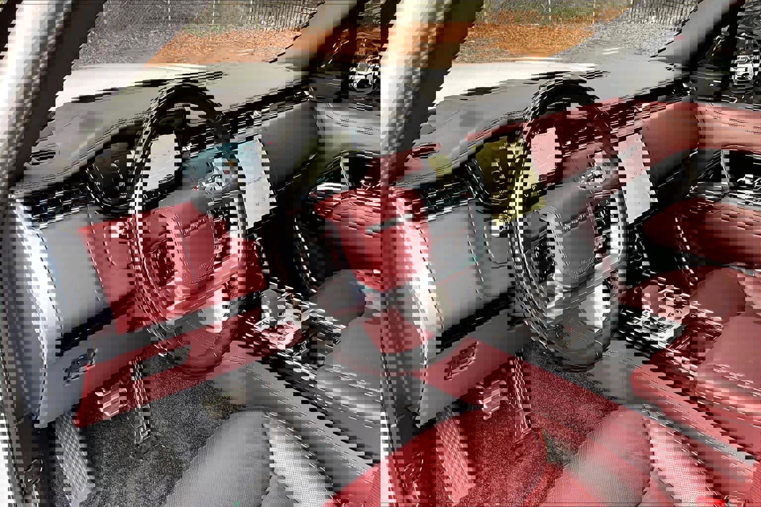 Used 2023 Land Rover Range Rover SE image 17