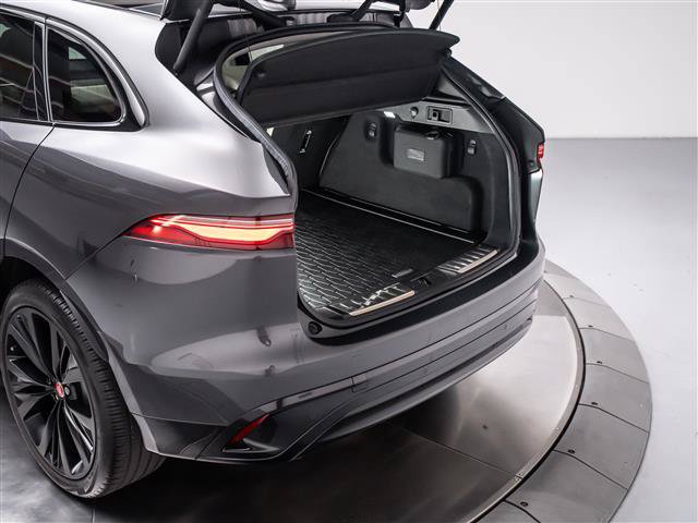 Used 2022 Jaguar F-PACE S AWD/4WD image 32
