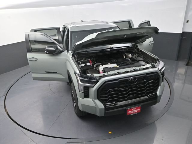 Used 2025 Toyota Tundra Limited w/ TRD Off-Road Package AWD/4WD image 39