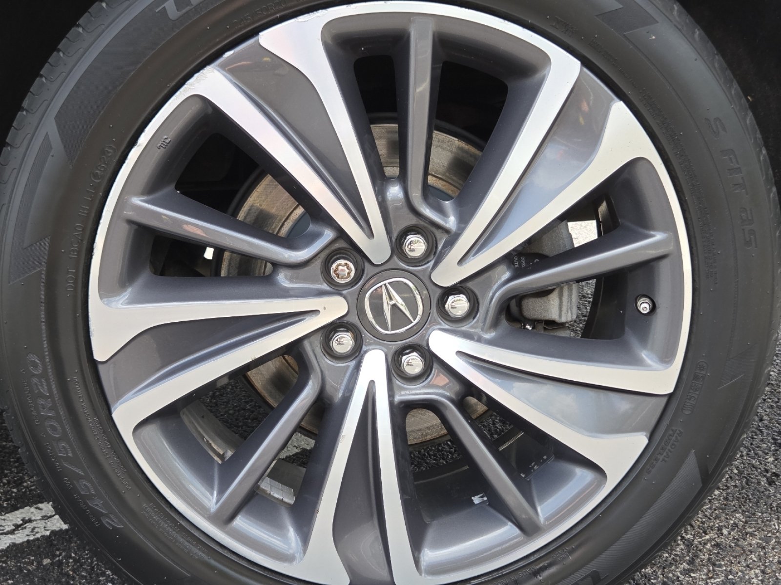 Used 2019 Acura MDX w/ Technology & Entertainment AWD/4WD image 14