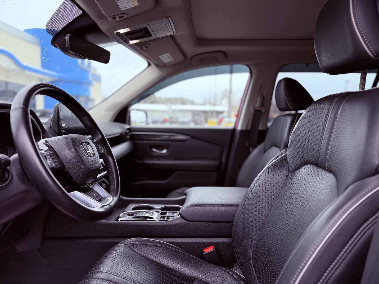 Used 2023 Honda Pilot Elite image 13