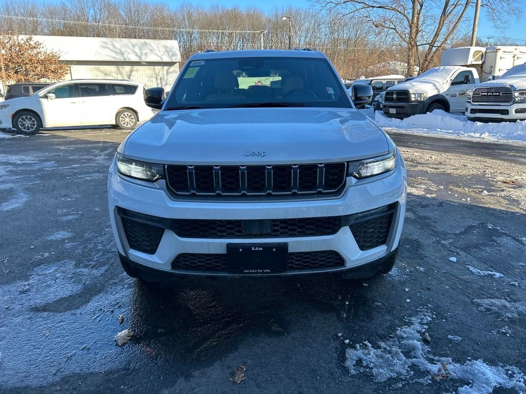 New 2026 Jeep Grand Cherokee Limited AWD/4WD image 10