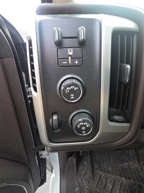 Used 2017 GMC Sierra 1500 SLT AWD/4WD image 26