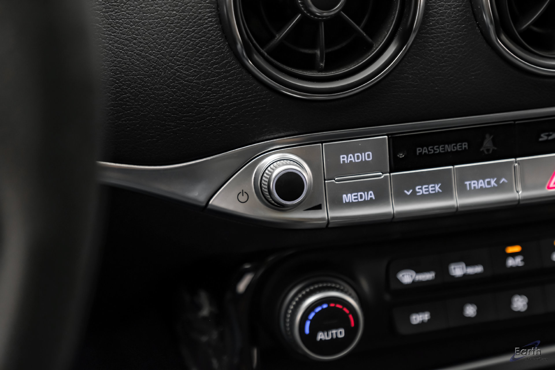 Used 2019 Kia Stinger GTS RWD image 65
