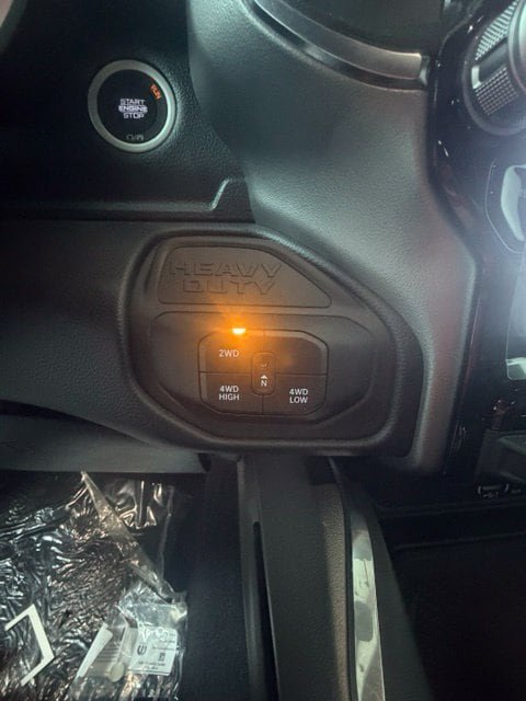 New 2026 RAM 3500 Laramie AWD/4WD image 24