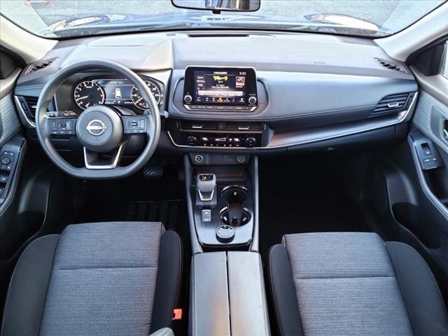 Used 2023 Nissan Rogue SV image 16