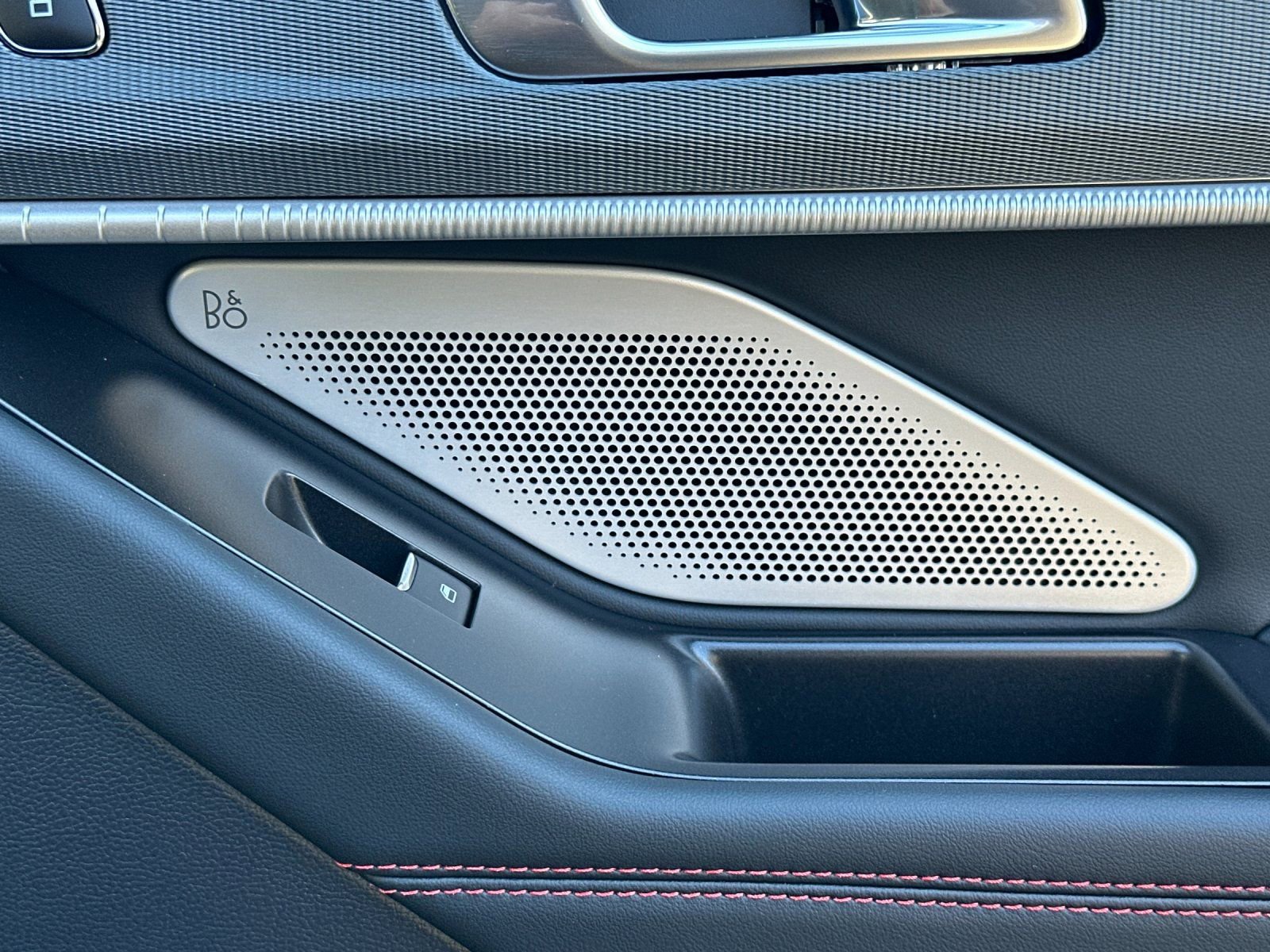 New 2026 Ford Explorer ST w/ Sun And Sound Package AWD/4WD image 21