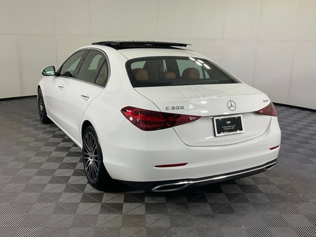 Used 2023 Mercedes-Benz C 300 4MATIC Sedan image 4