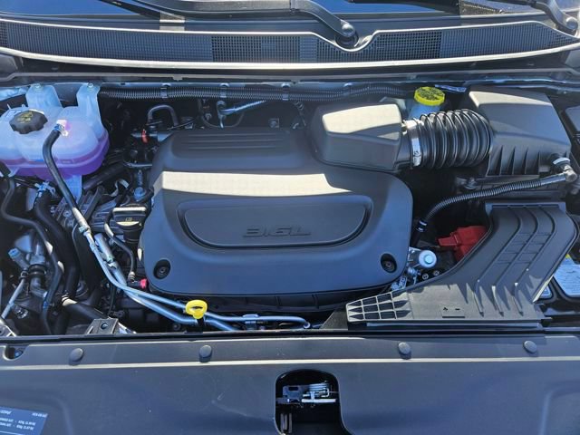 New 2026 Chrysler Pacifica Select FWD image 23