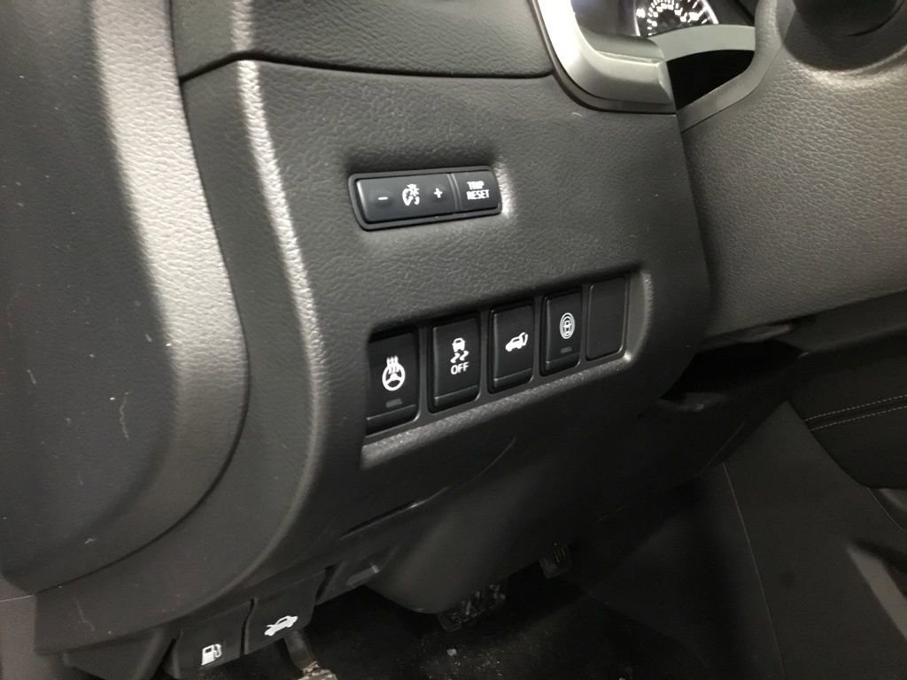 Used 2023 Nissan Murano SL image 9