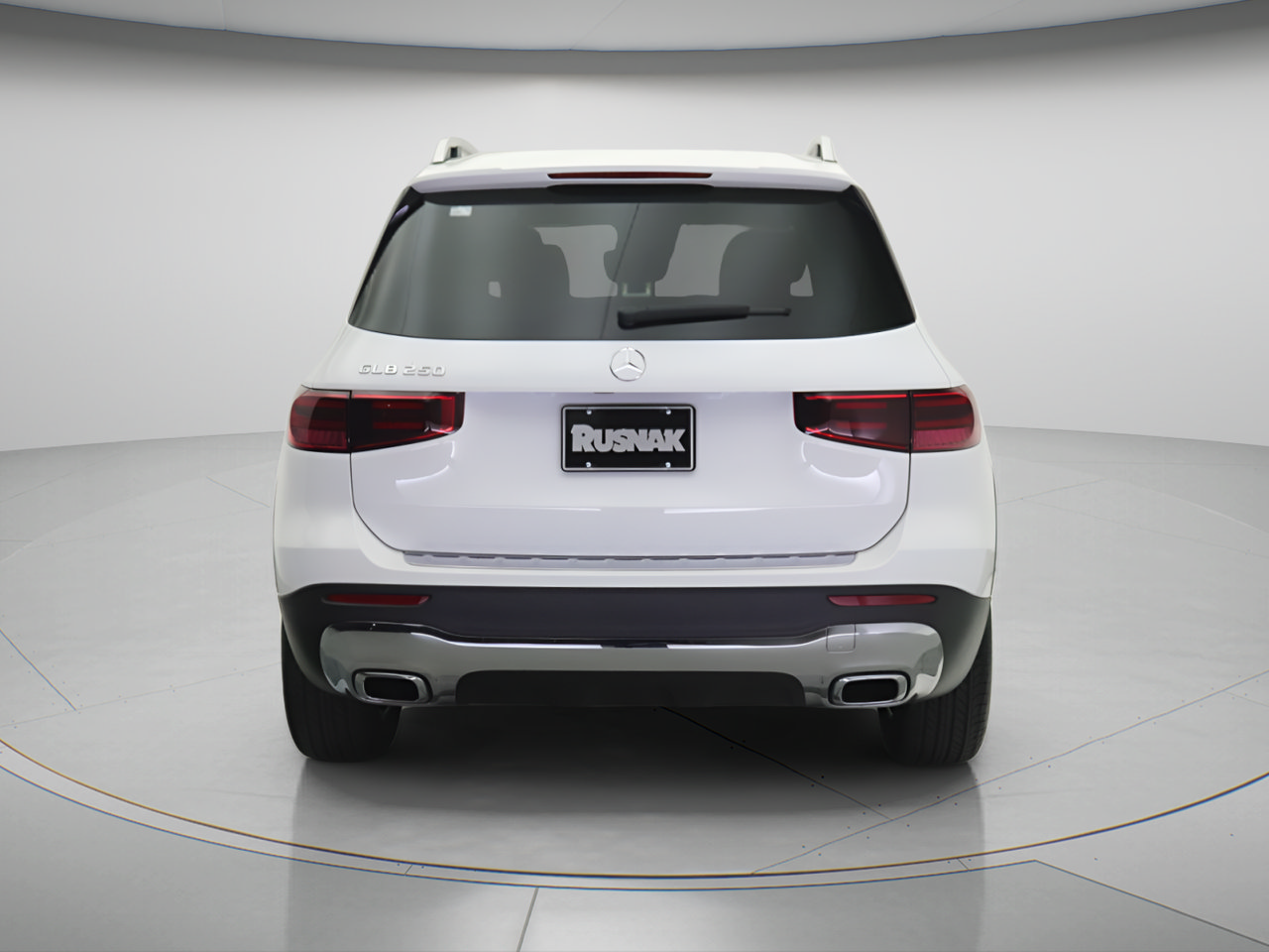 New 2026 Mercedes-Benz GLB 250 image 3