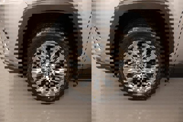 New 2025 Toyota RAV4 Limited image 5