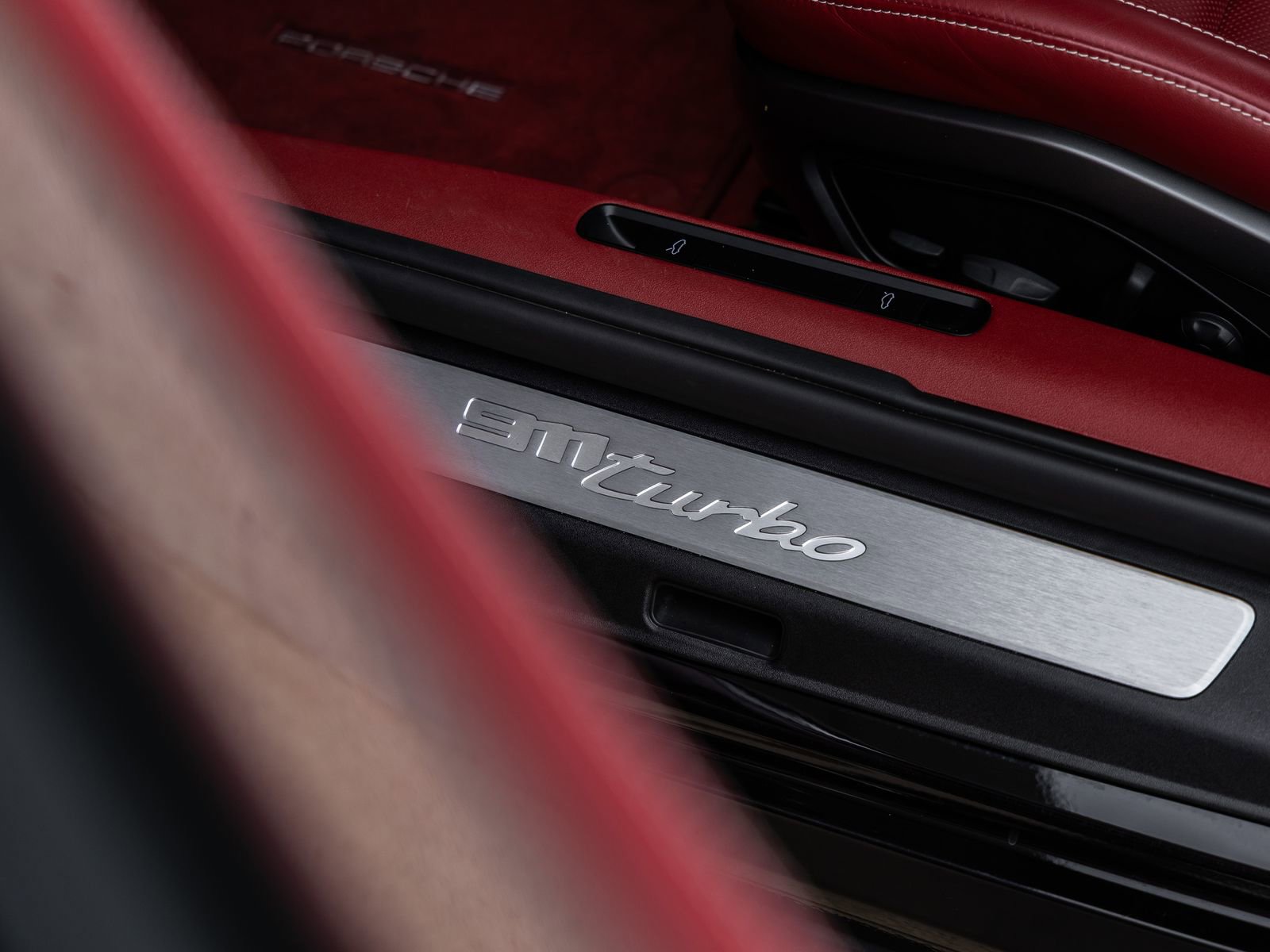 Certified 2022 Porsche 911 Turbo image 27