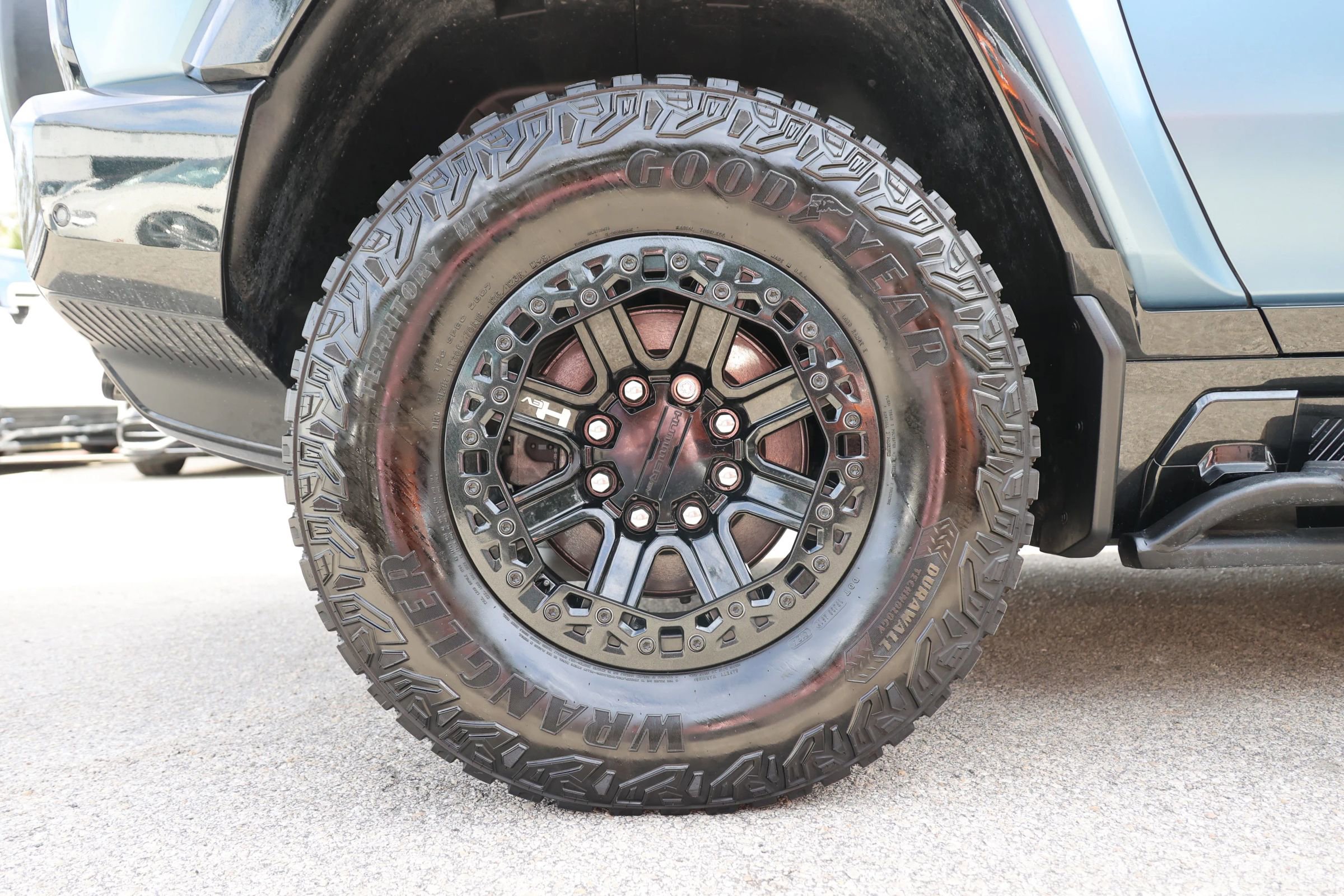 Used 2024 GMC Hummer EV 3X w/ Omega Edition AWD/4WD image 62